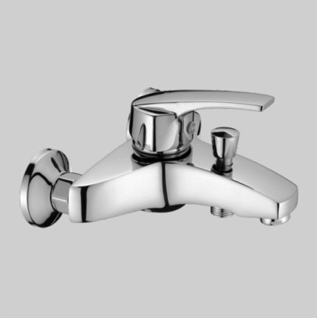 Т0602 Cмеситель д/ванны . OUTE