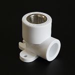 PP-R Угольник комб. с креп. (вн. рез.) 20-1/2